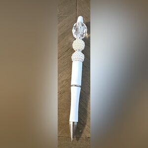 Elegant White and Silver Beaded Pen